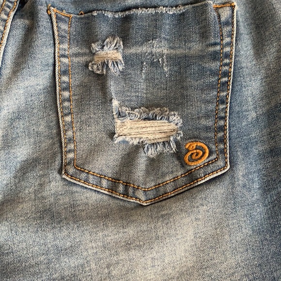 Indigo Rein High-Wasted Jean Shorts. - Picture 4 of 6